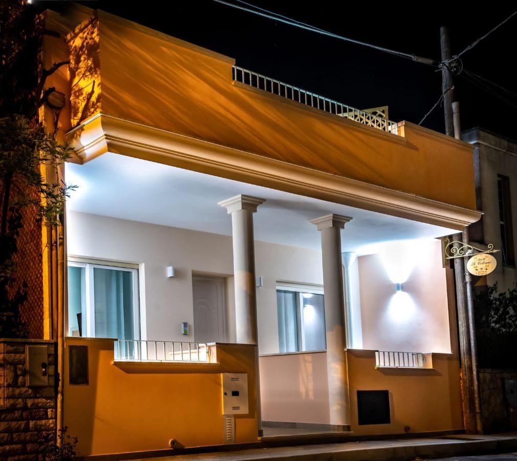 Bed and Breakfast Le Colonne Racale Zewnętrze zdjęcie